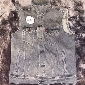 Levi’s denim vest “Silence=death”